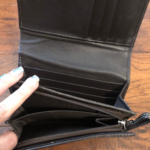 Coach wallet brown color - Picture 3 of 5